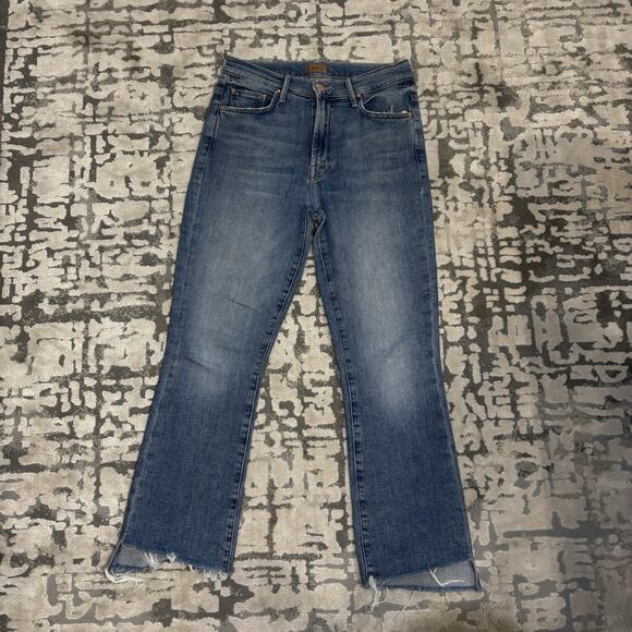 MOTHER Woman's Medium Wash The insider Crop Step Fray Denim Jeans Size 27 - Picture 1 of 13